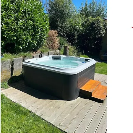 Holiday home Whirlpool, Billiard, Sauna! Lacher